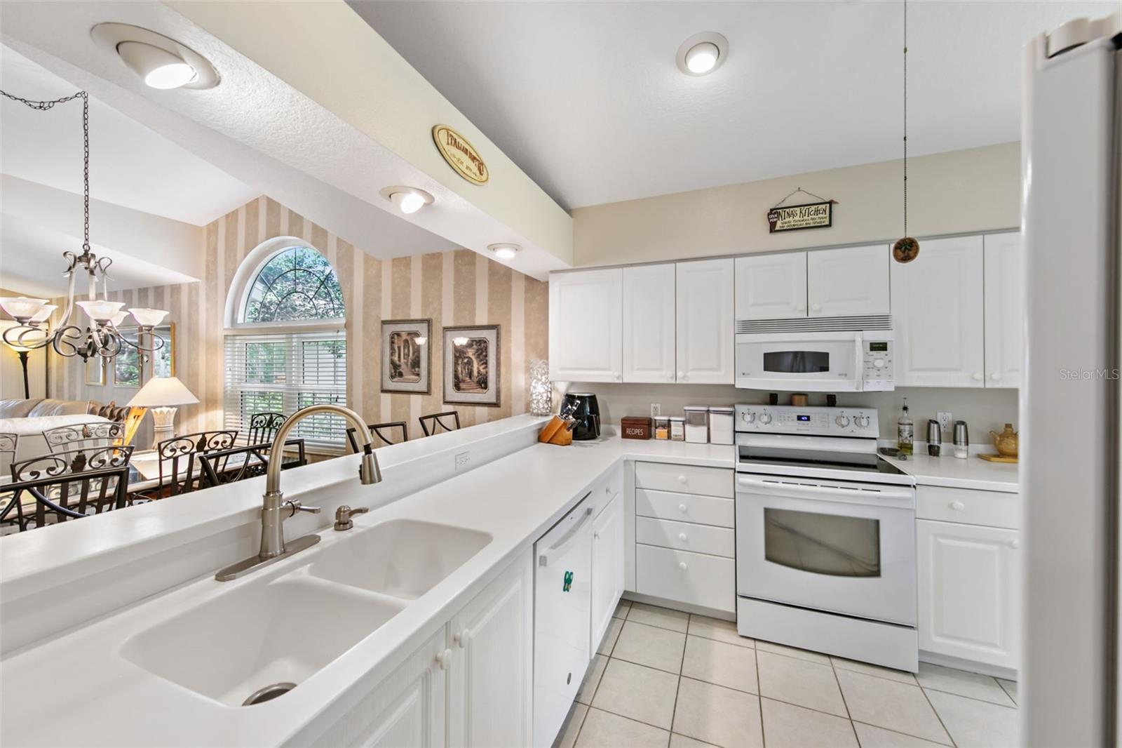 7319 ELEANOR CIR, SARASOTA, FL, 34243