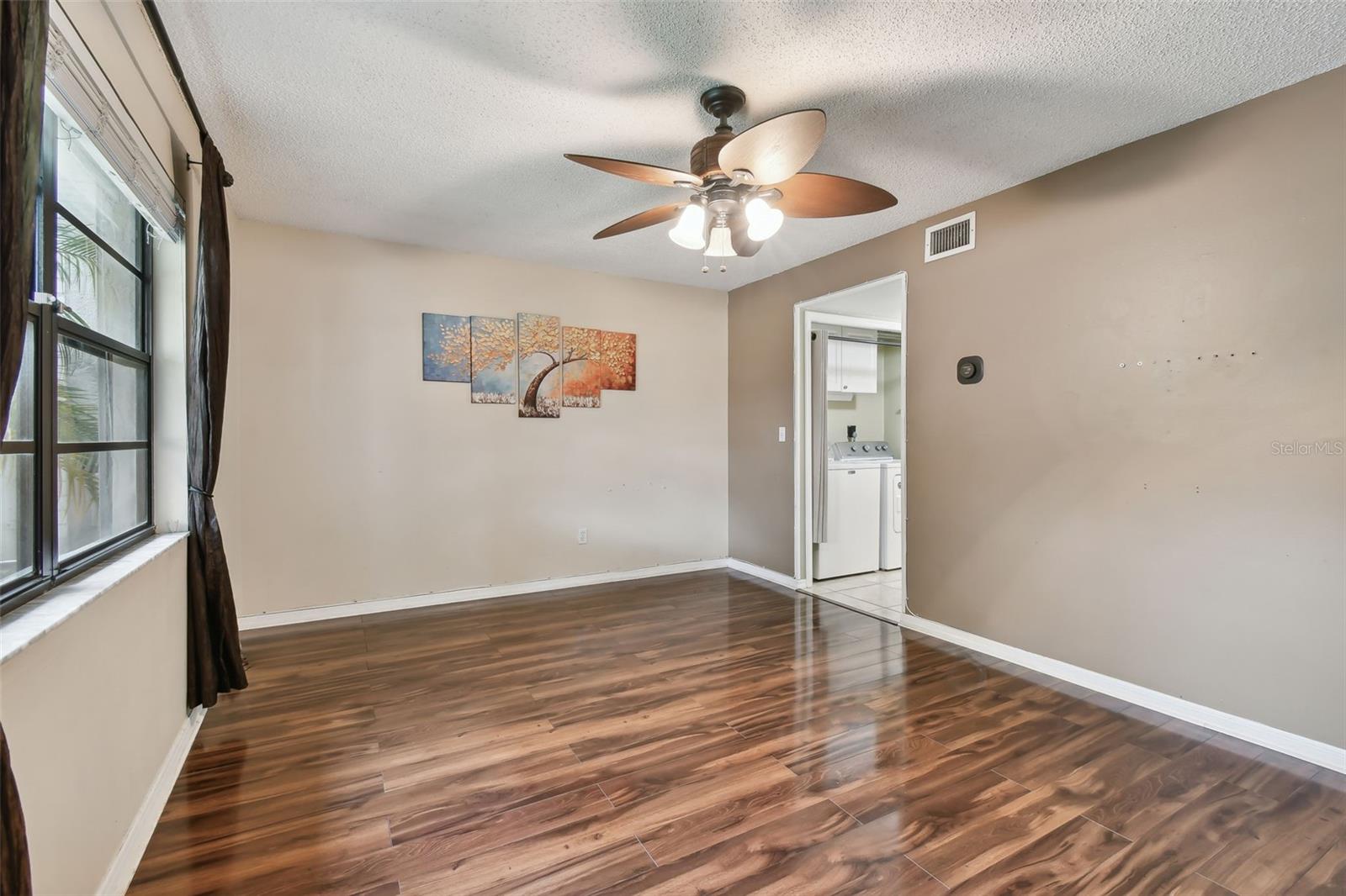 1213 ABBEY CRESCENT LN, CLEARWATER, FL, 33759