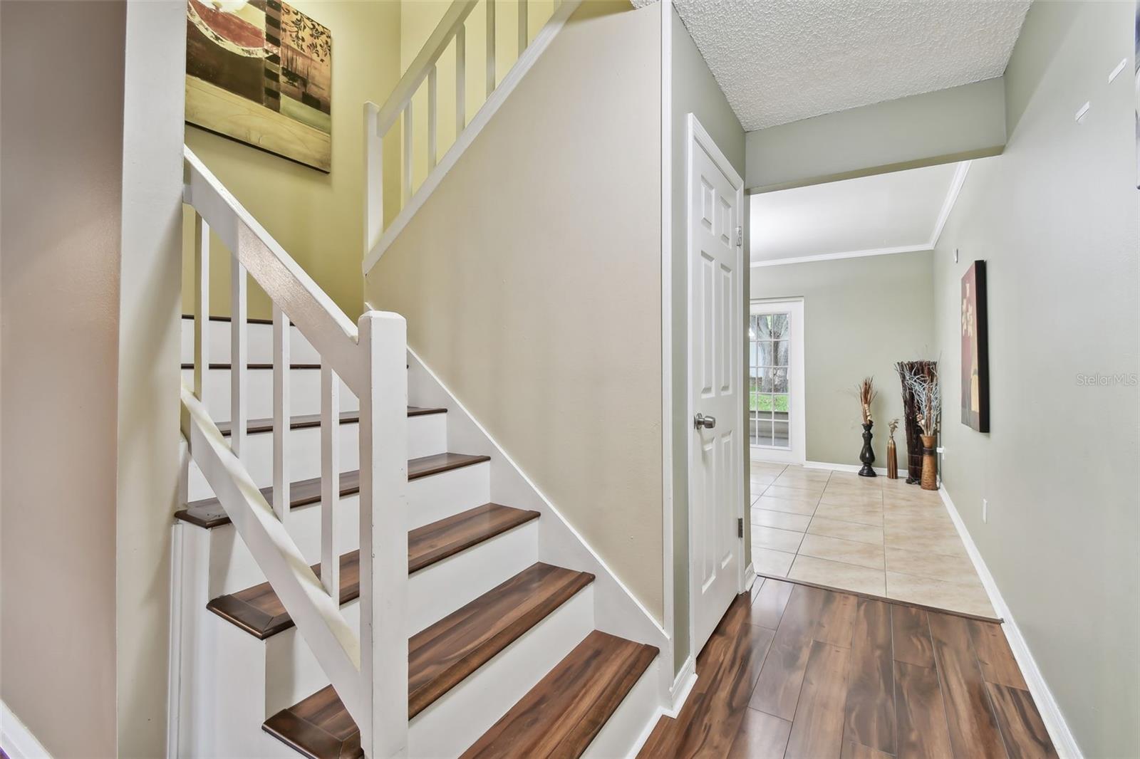 1213 ABBEY CRESCENT LN, CLEARWATER, FL, 33759