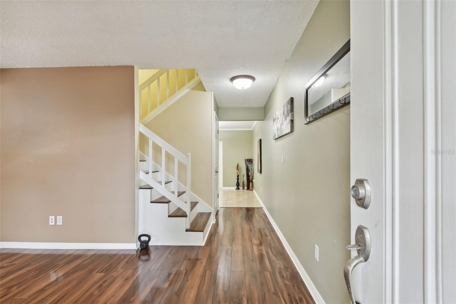 1213 ABBEY CRESCENT LN, CLEARWATER, FL, 33759