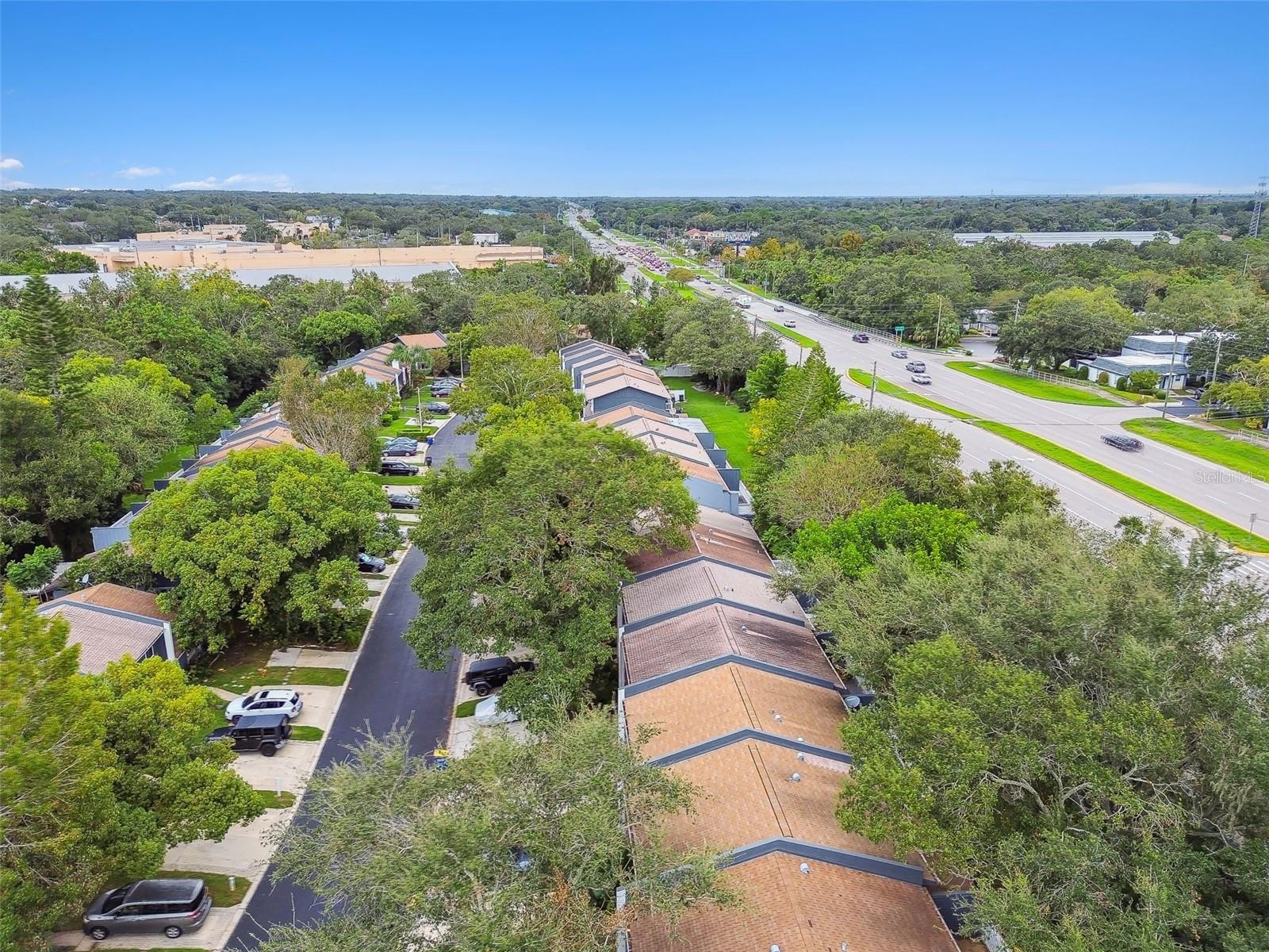 1213 ABBEY CRESCENT LN, CLEARWATER, FL, 33759