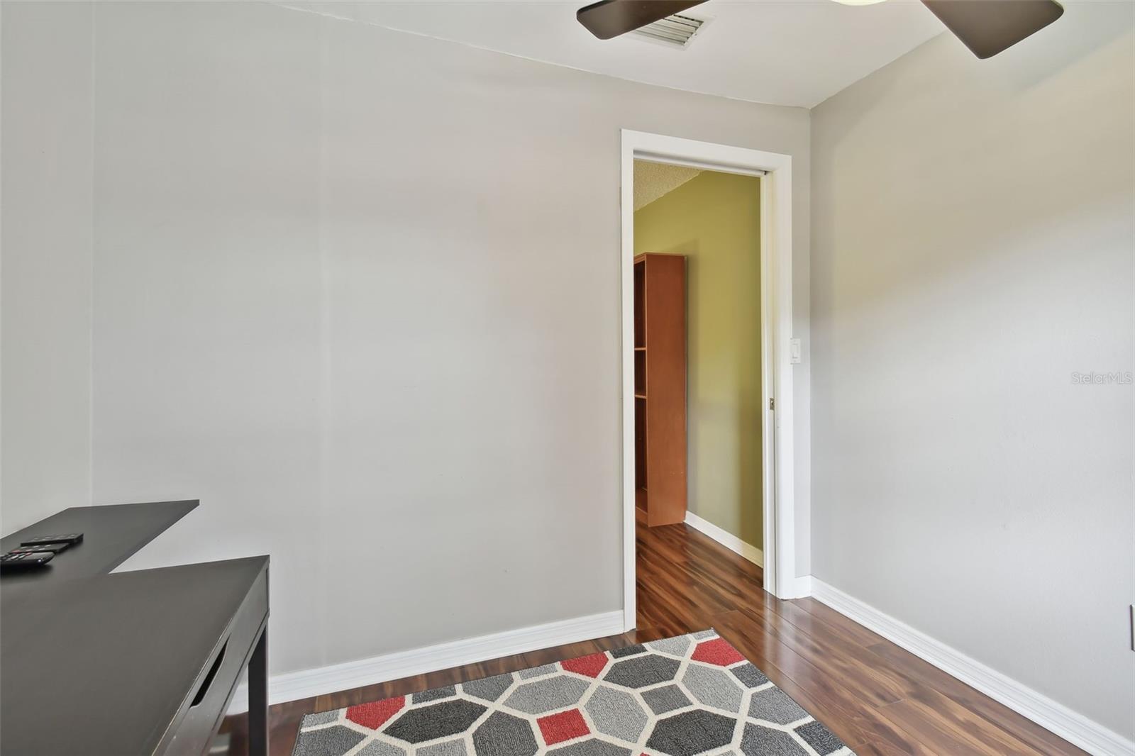 1213 ABBEY CRESCENT LN, CLEARWATER, FL, 33759