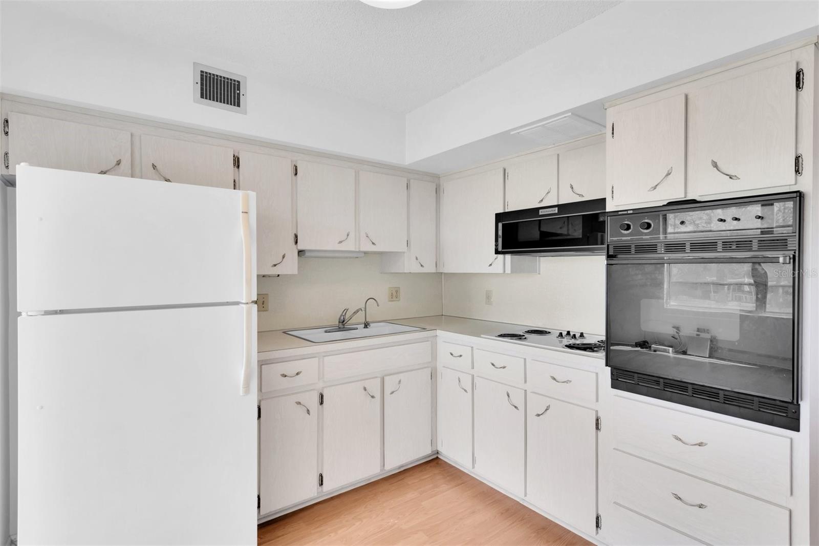 2455 FINLANDIA LN #43, CLEARWATER, FL, 33763