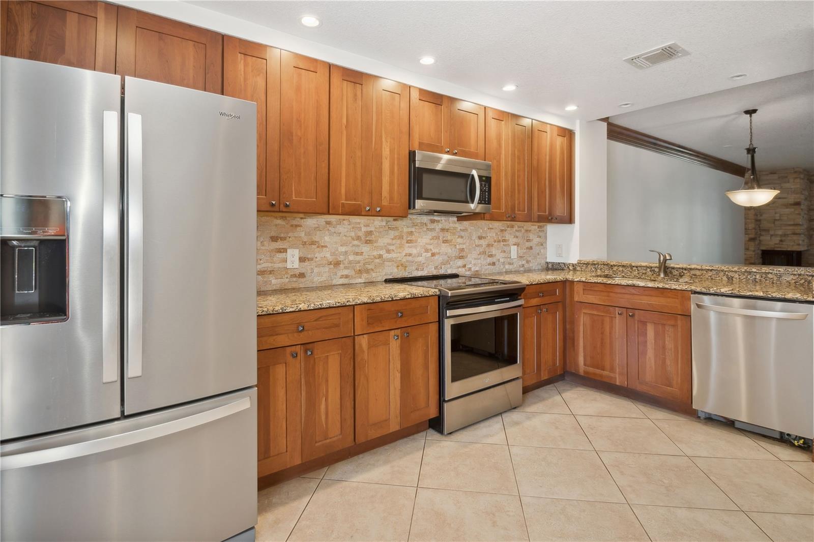 1055 KENSINGTON PARK DR #710, ALTAMONTE SPRINGS, FL, 32714
