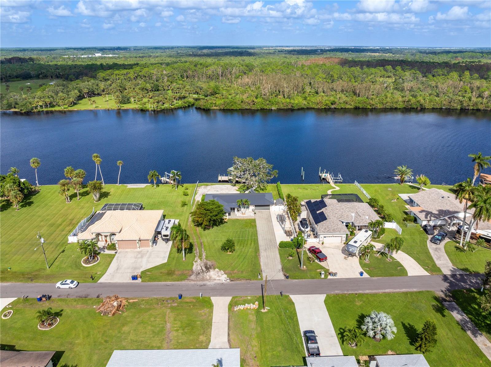 13868 RIVER FOREST DR, FORT MYERS, FL, 33905