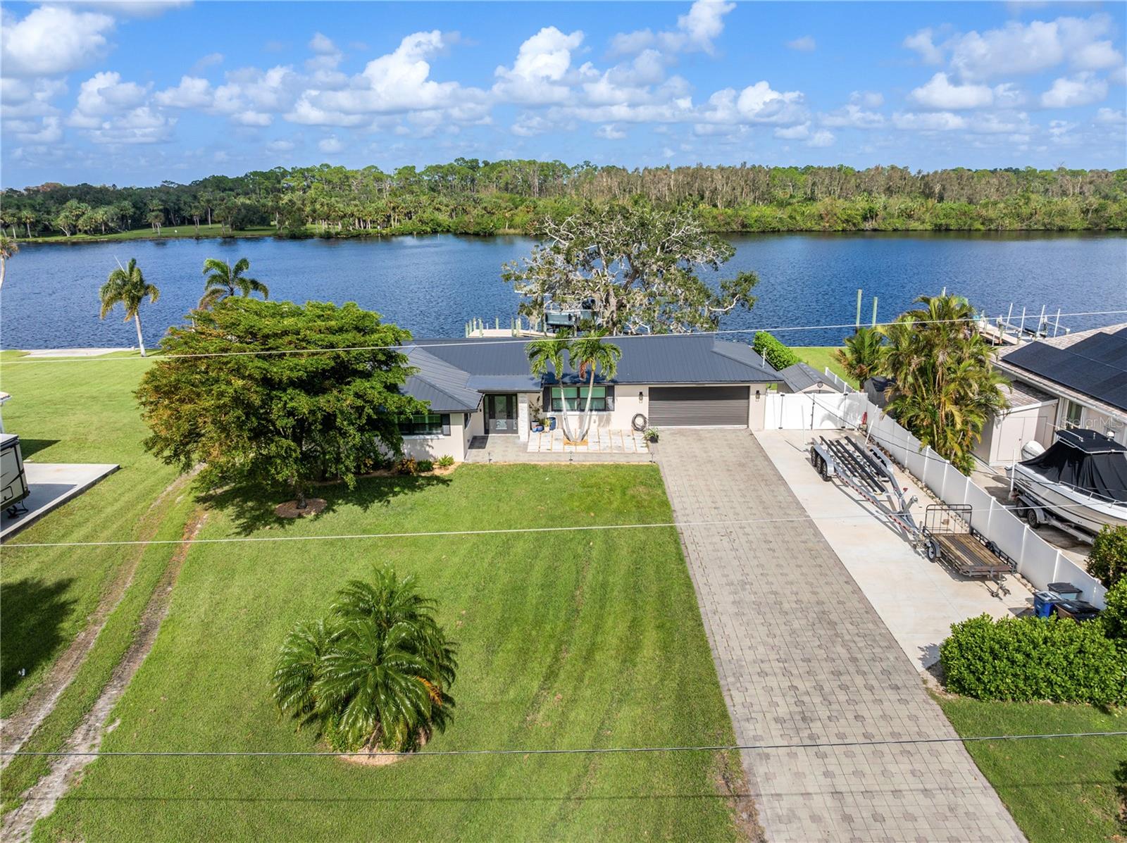 13868 RIVER FOREST DR, FORT MYERS, FL, 33905