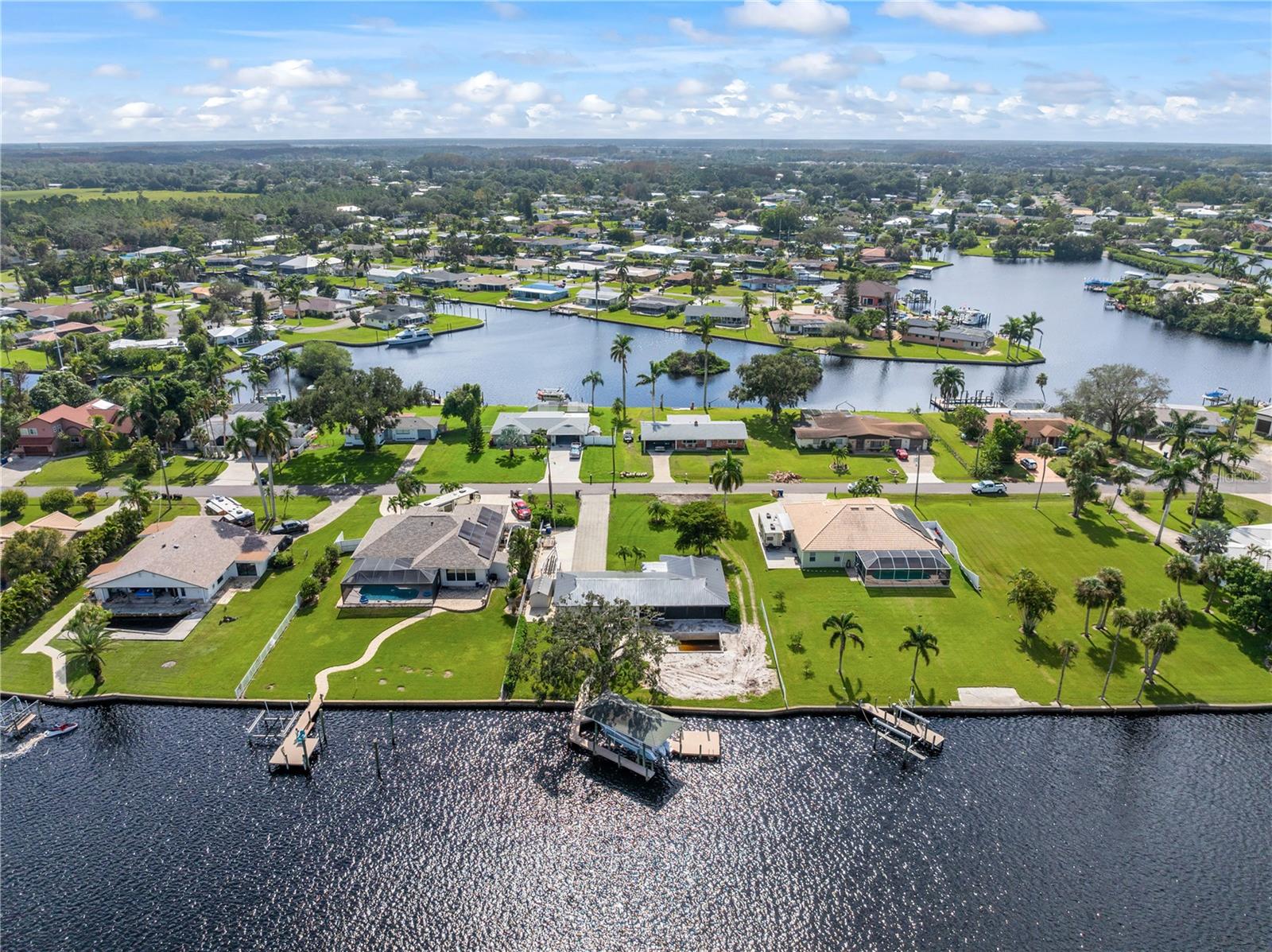 13868 RIVER FOREST DR, FORT MYERS, FL, 33905