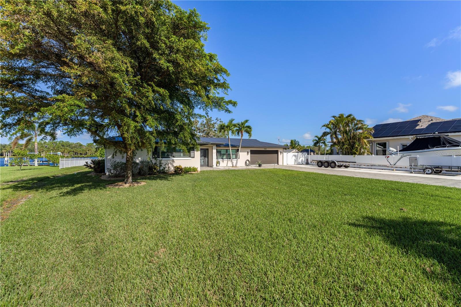 13868 RIVER FOREST DR, FORT MYERS, FL, 33905