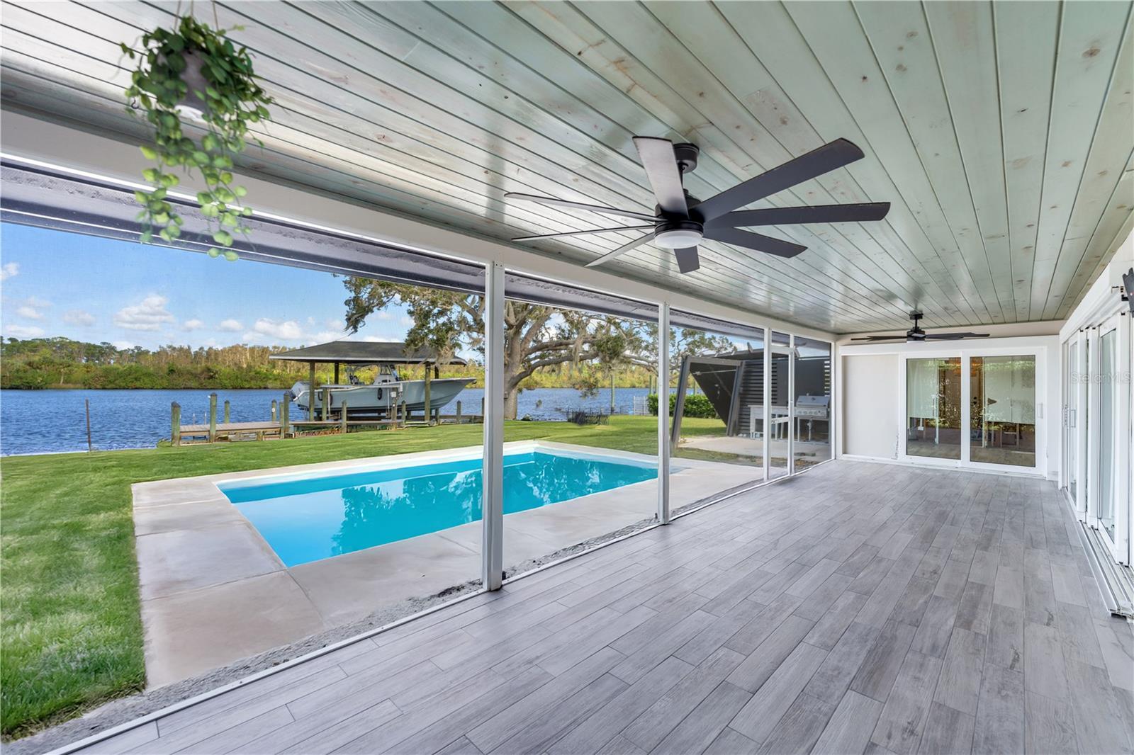 13868 RIVER FOREST DR, FORT MYERS, FL, 33905