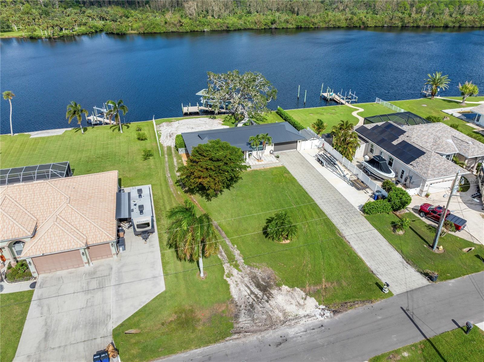 13868 RIVER FOREST DR, FORT MYERS, FL, 33905