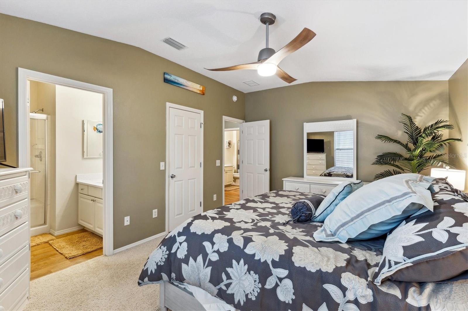 2570 BIRCH AVE, THE VILLAGES, FL, 32162