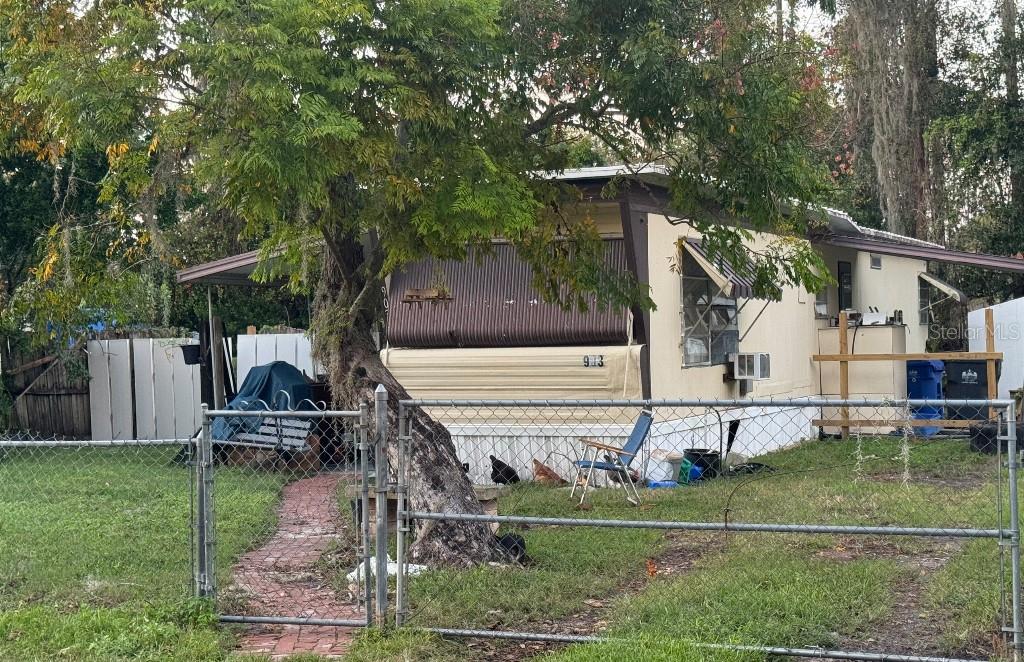 901 MONTANA AVE, LUTZ, FL, 33548