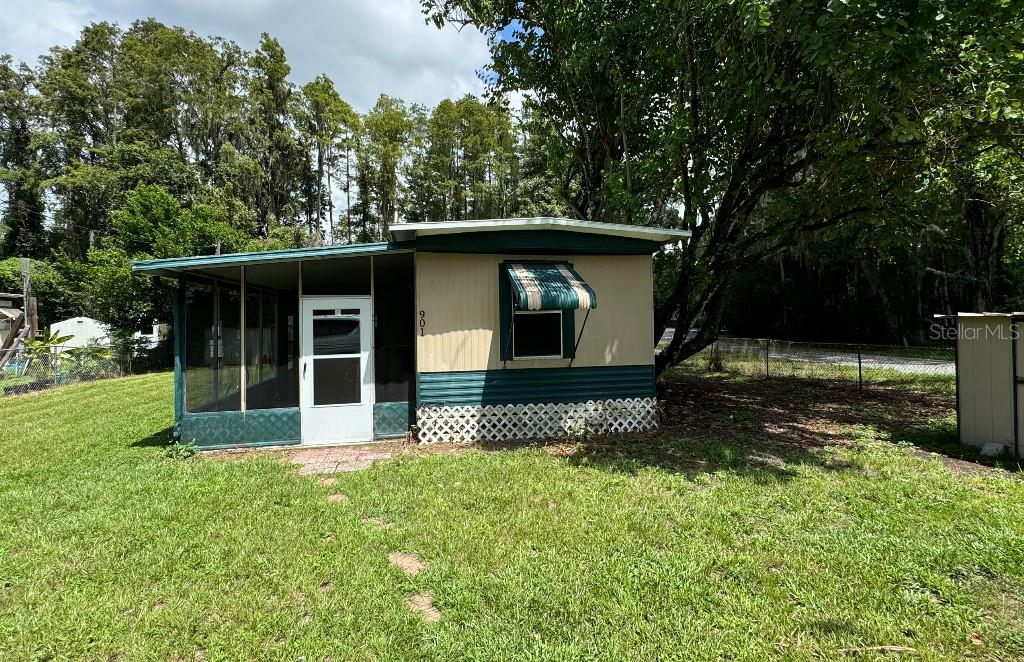 901 MONTANA AVE, LUTZ, FL, 33548