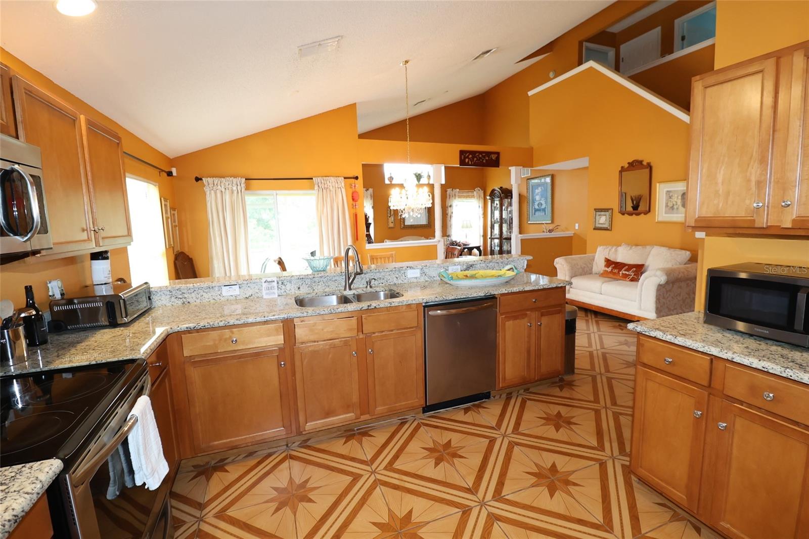 602 MILAN DR, KISSIMMEE, FL, 34758