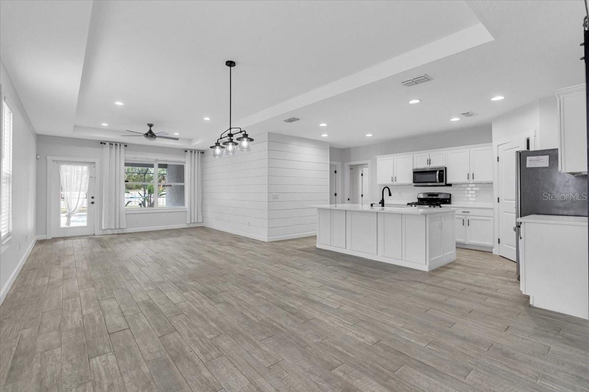 11790 FOREST PARK CIR, BRADENTON, FL, 34211