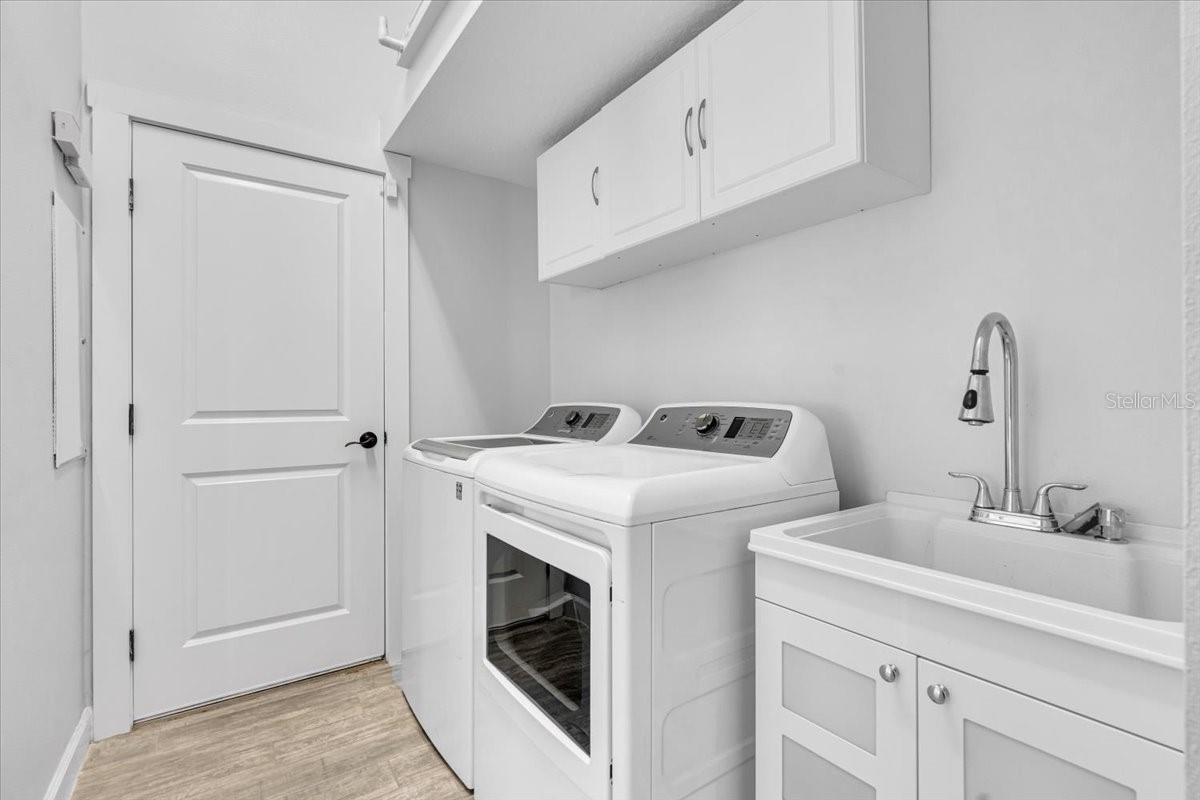 11790 FOREST PARK CIR, BRADENTON, FL, 34211