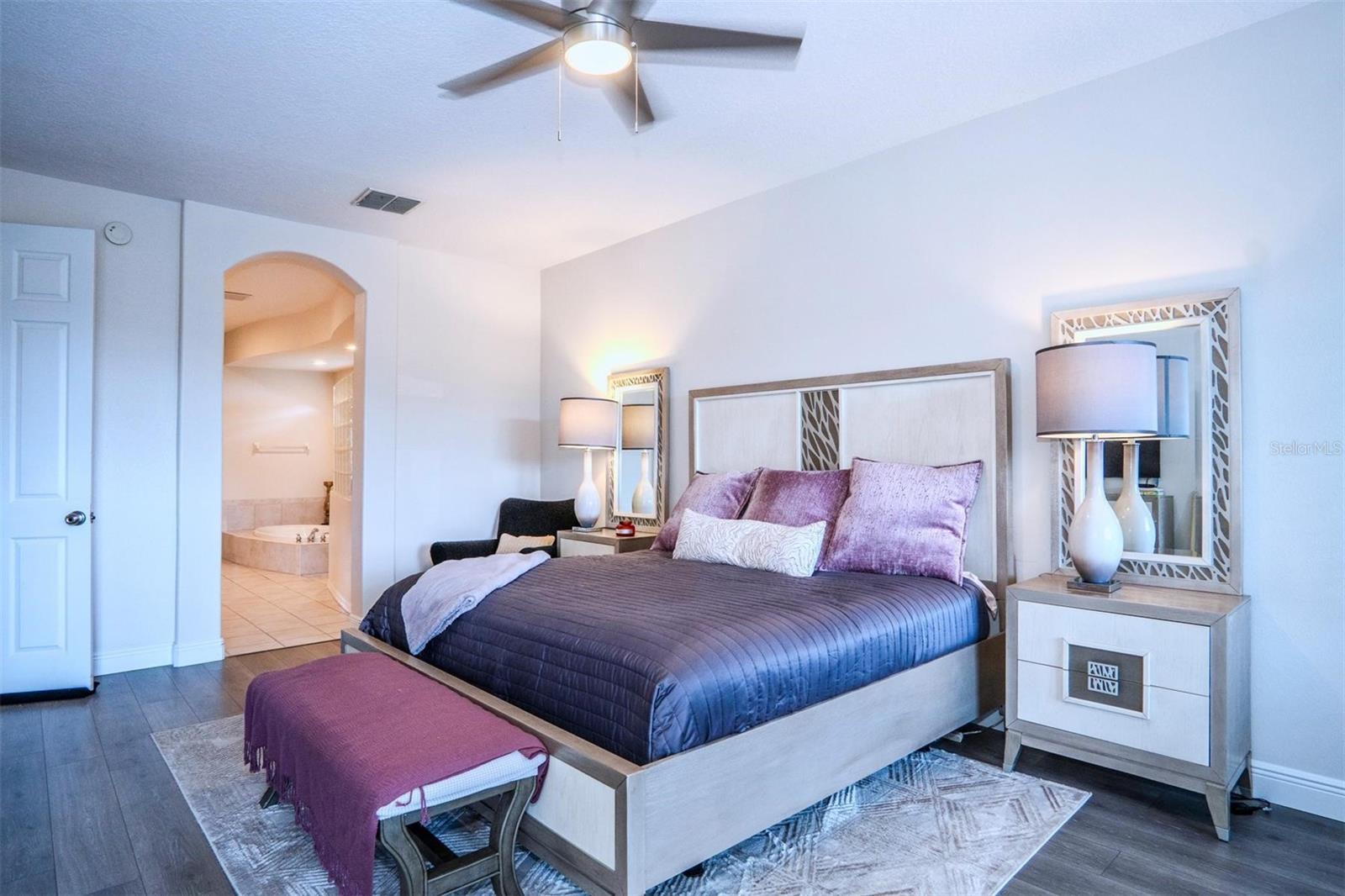 9226 HIGHLAND RIDGE WAY, TAMPA, FL, 33647