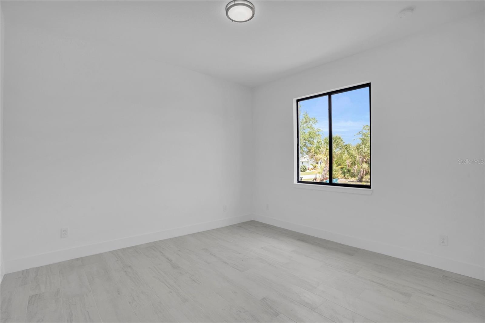 15149 LYNEBURG AVE, PORT CHARLOTTE, FL, 33981