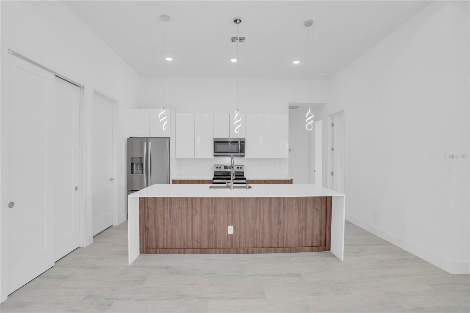 15149 LYNEBURG AVE, PORT CHARLOTTE, FL, 33981