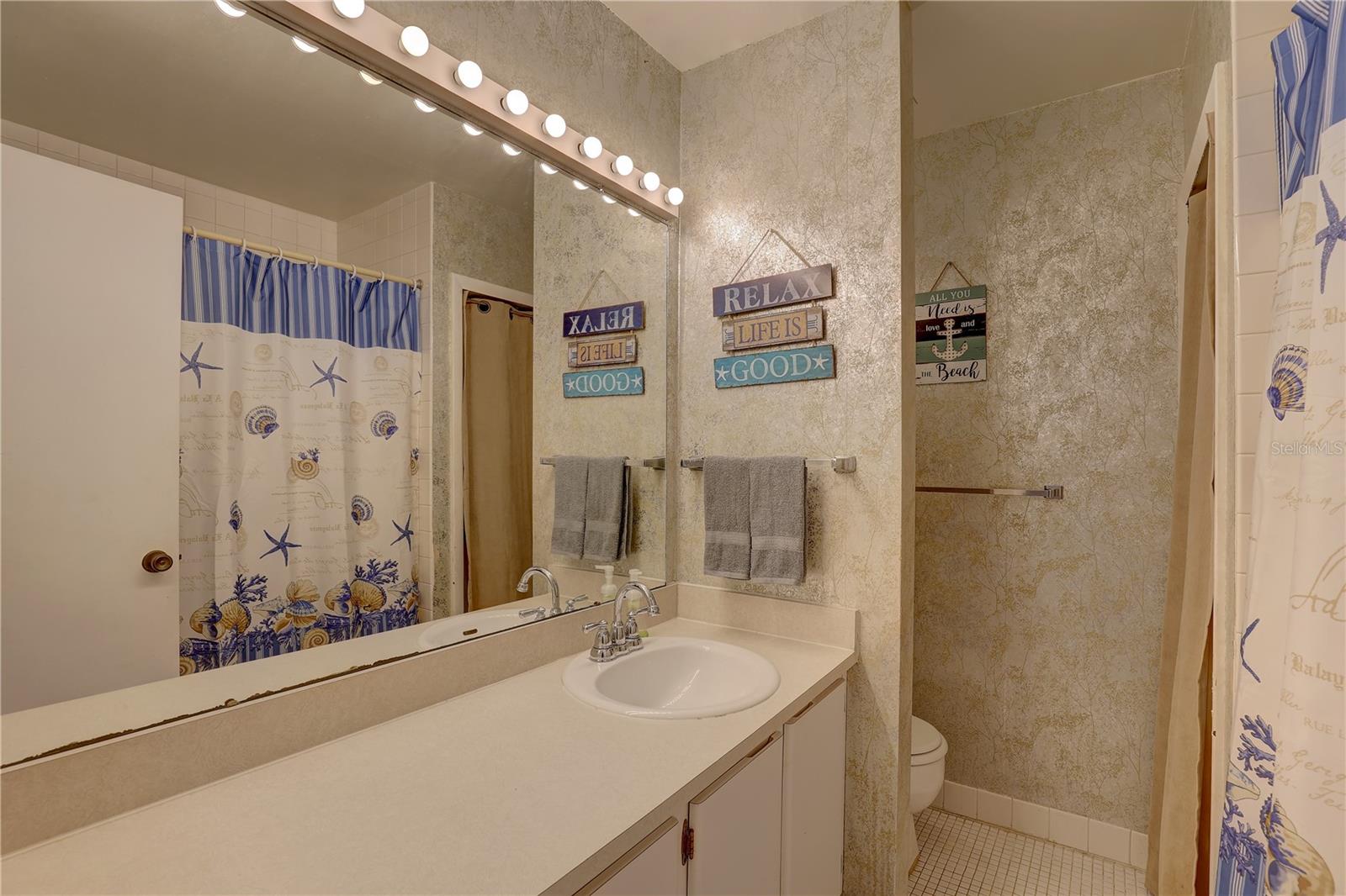 428 WINDRUSH BAY DR, TARPON SPRINGS, FL, 34689