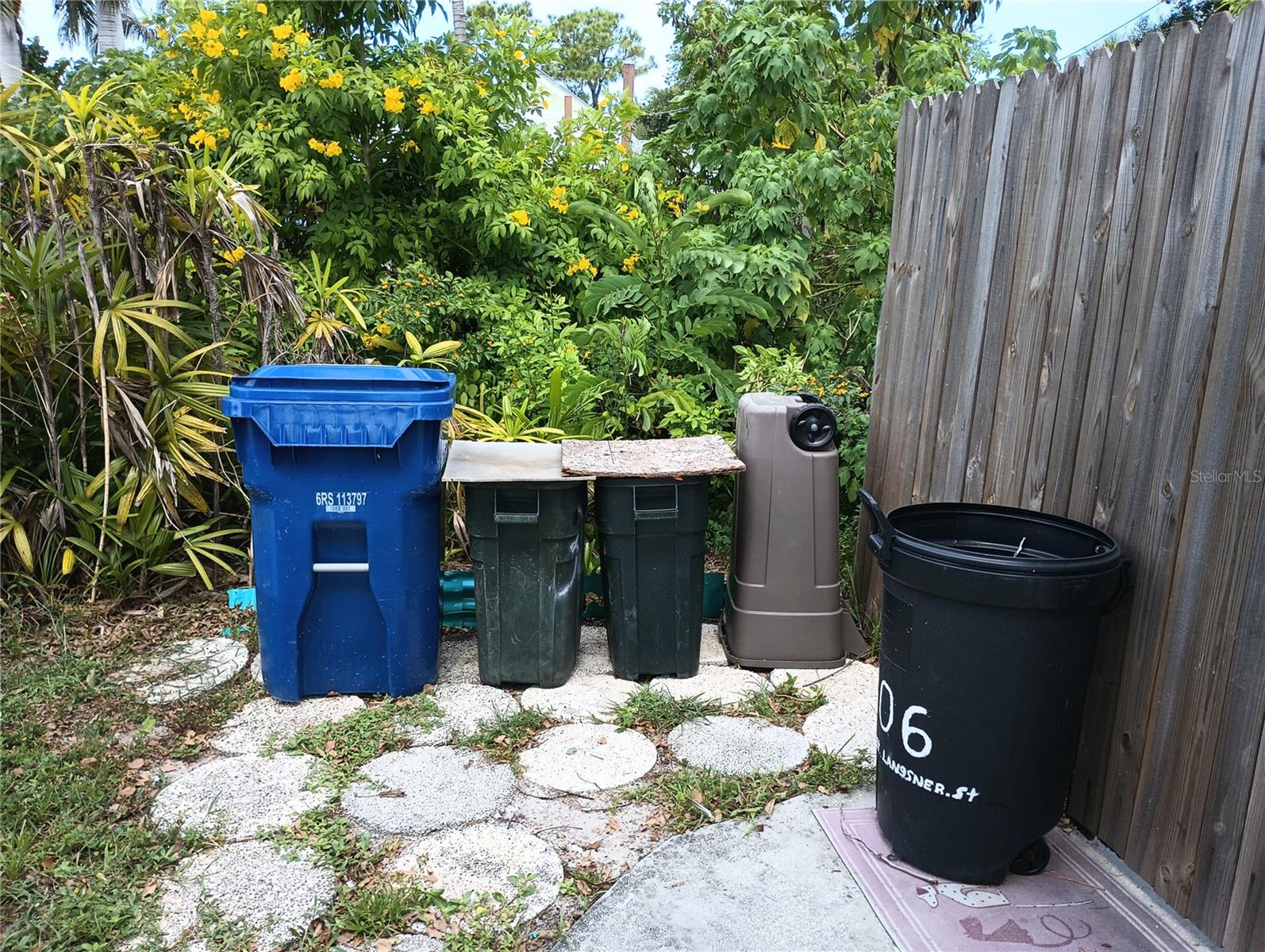 306 E LANGSNER ST, ENGLEWOOD, FL, 34223