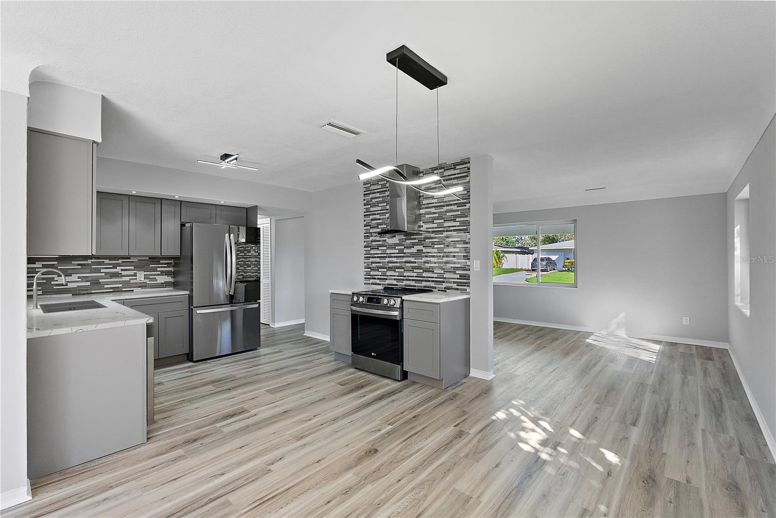 4300 16TH AVE N, ST PETERSBURG, FL, 33713