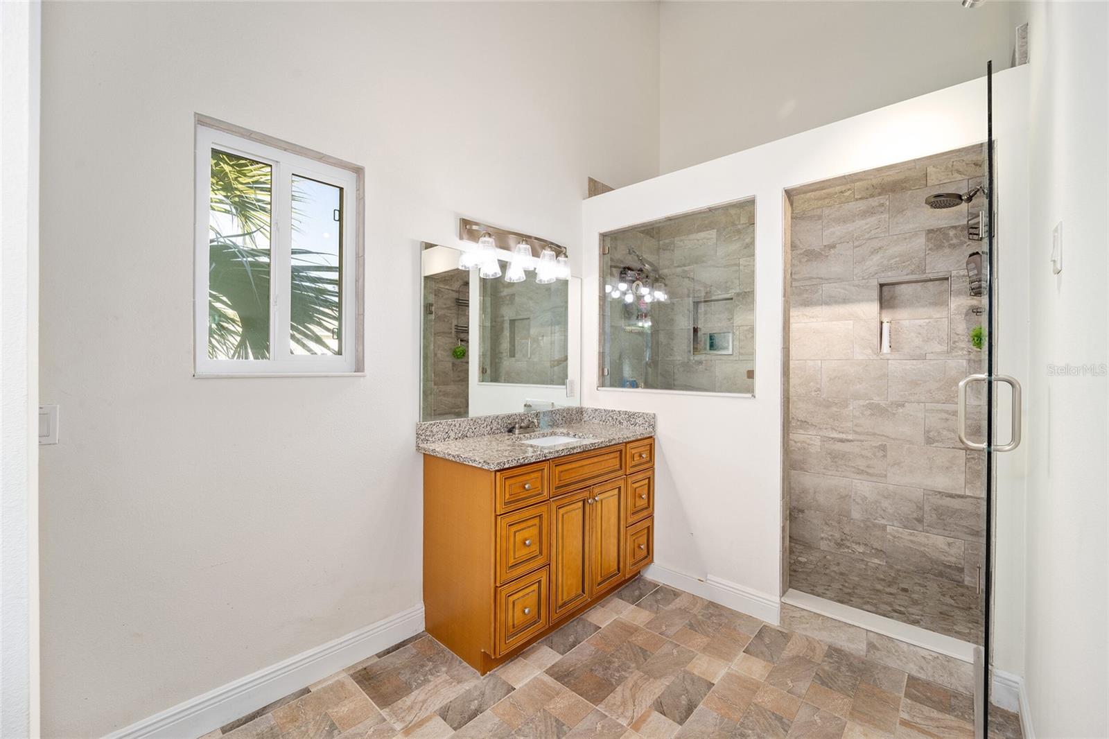 652 SILVER PASS, OCALA, FL, 34472