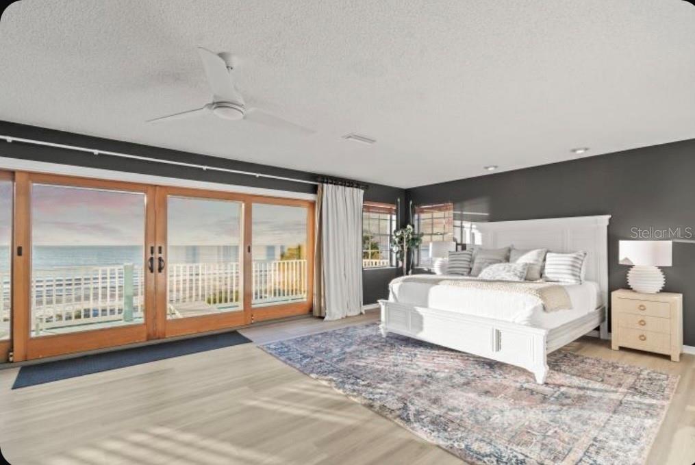 20060 GULF BLVD, INDIAN SHORES, FL, 33785