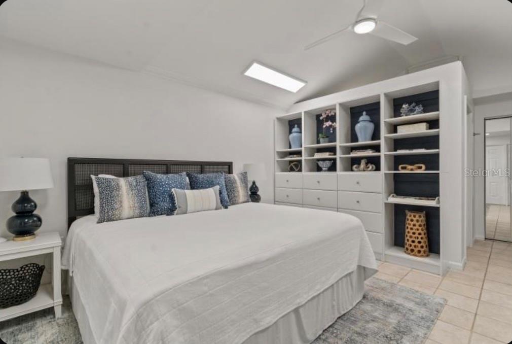 20060 GULF BLVD, INDIAN SHORES, FL, 33785