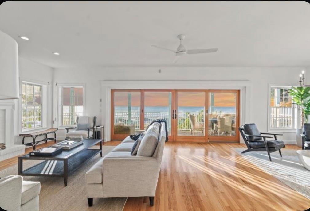 20060 GULF BLVD, INDIAN SHORES, FL, 33785