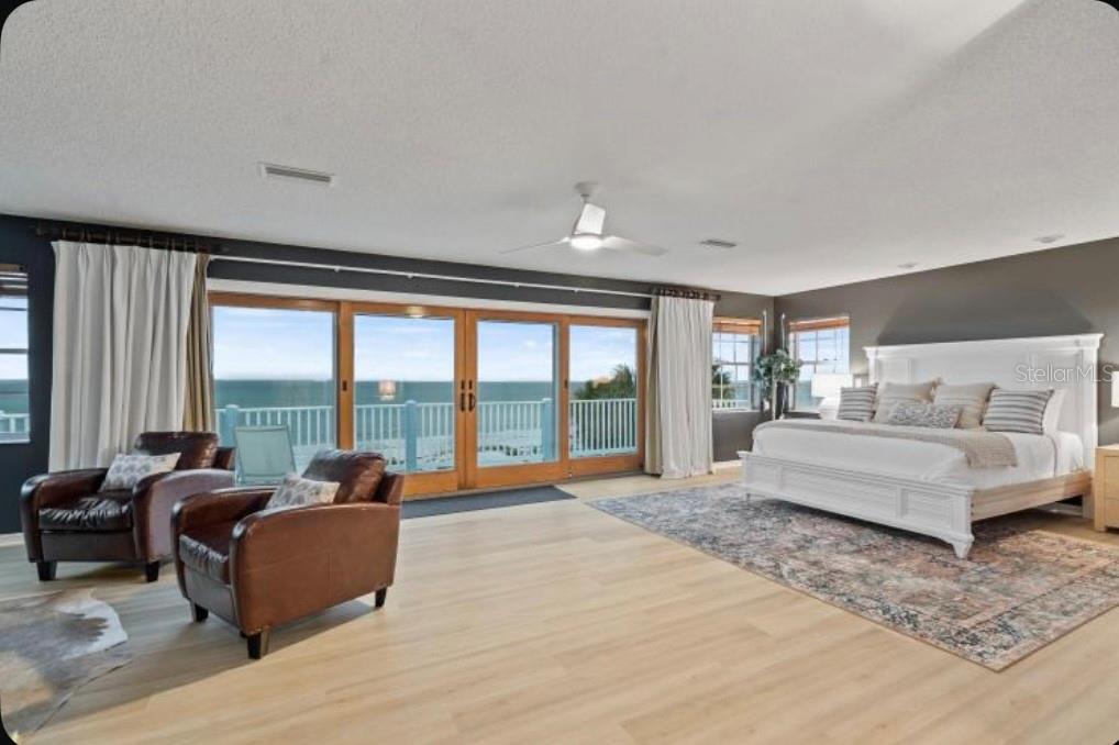 20060 GULF BLVD, INDIAN SHORES, FL, 33785