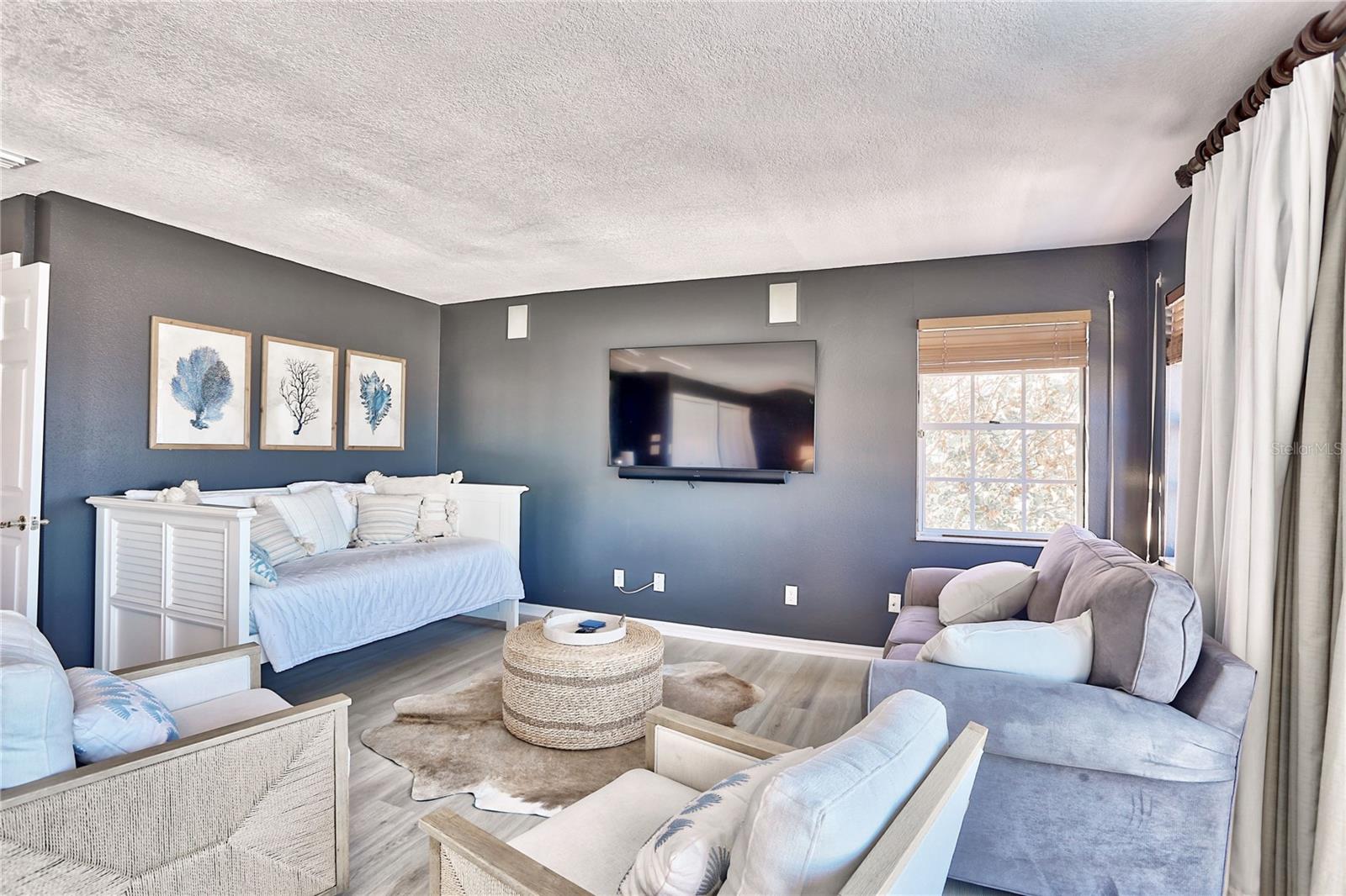 20060 GULF BLVD, INDIAN SHORES, FL, 33785