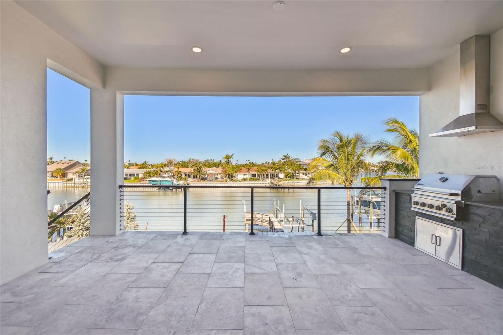 2832 W VINA DEL MAR BLVD, ST PETE BEACH, FL, 33706