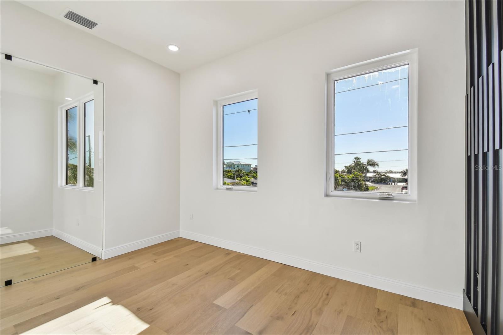 2832 W VINA DEL MAR BLVD, ST PETE BEACH, FL, 33706