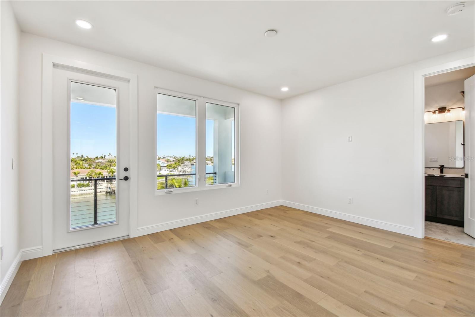 2832 W VINA DEL MAR BLVD, ST PETE BEACH, FL, 33706