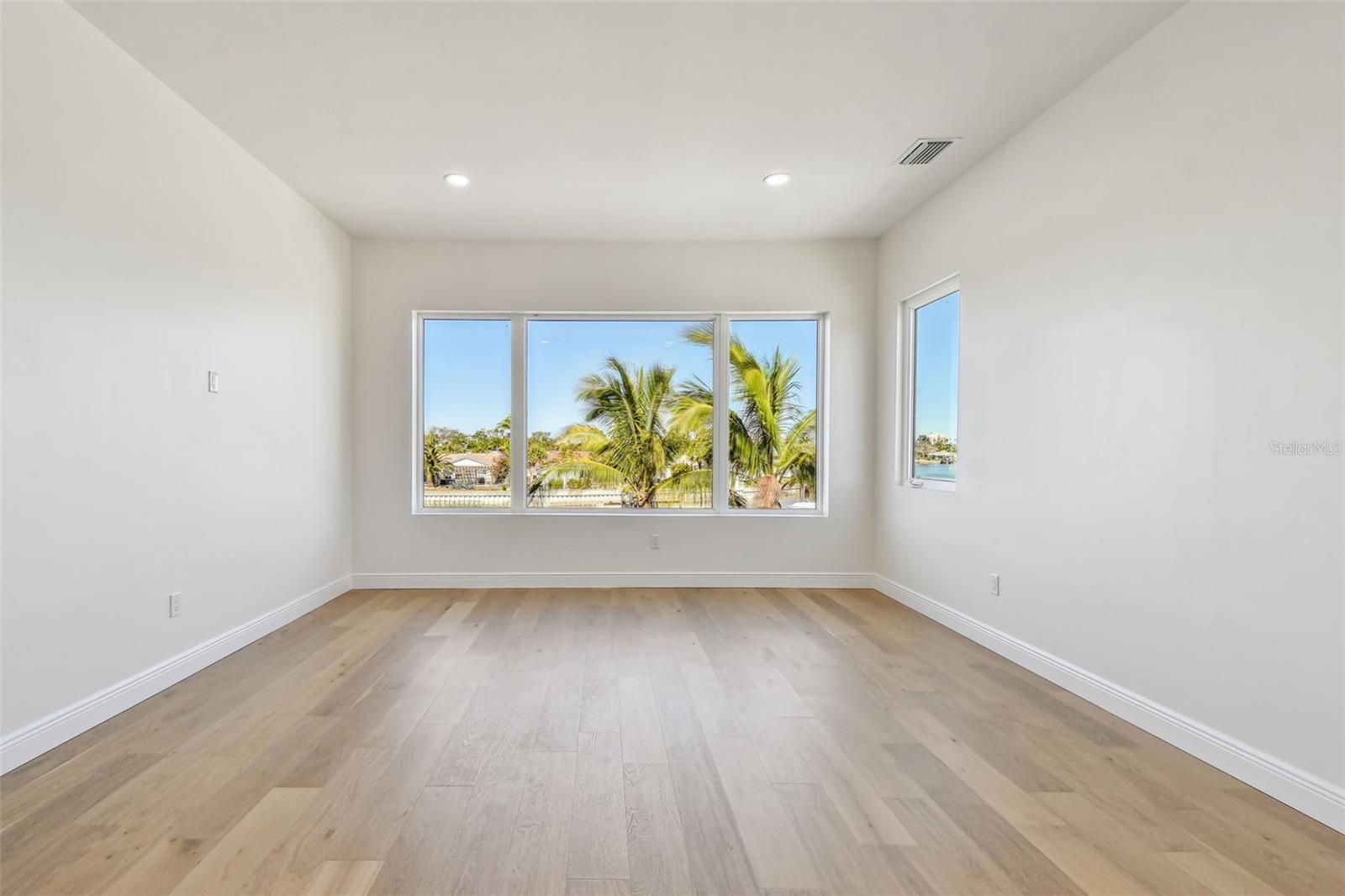 2832 W VINA DEL MAR BLVD, ST PETE BEACH, FL, 33706