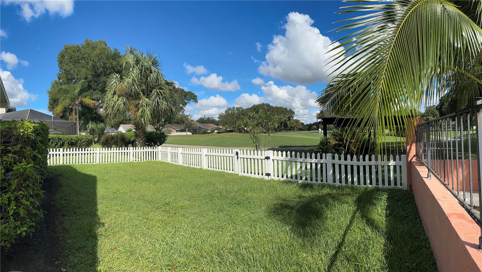 2706 FALLING LEAVES DR, VALRICO, FL, 33596