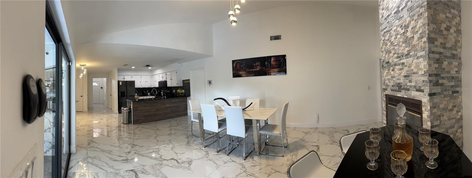 2706 FALLING LEAVES DR, VALRICO, FL, 33596