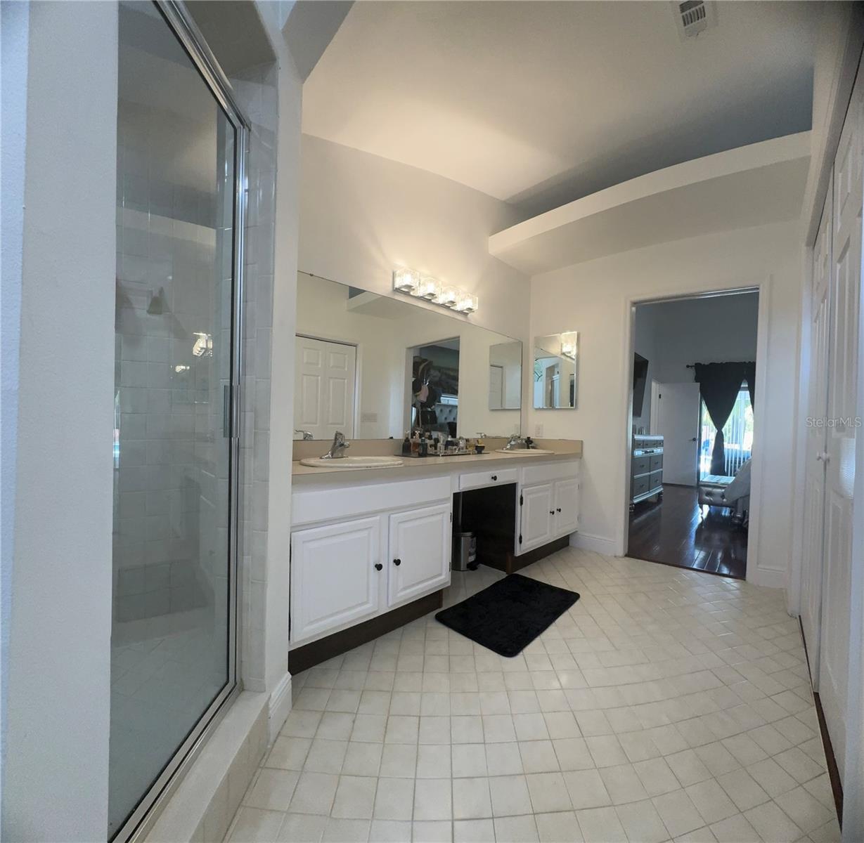 2706 FALLING LEAVES DR, VALRICO, FL, 33596