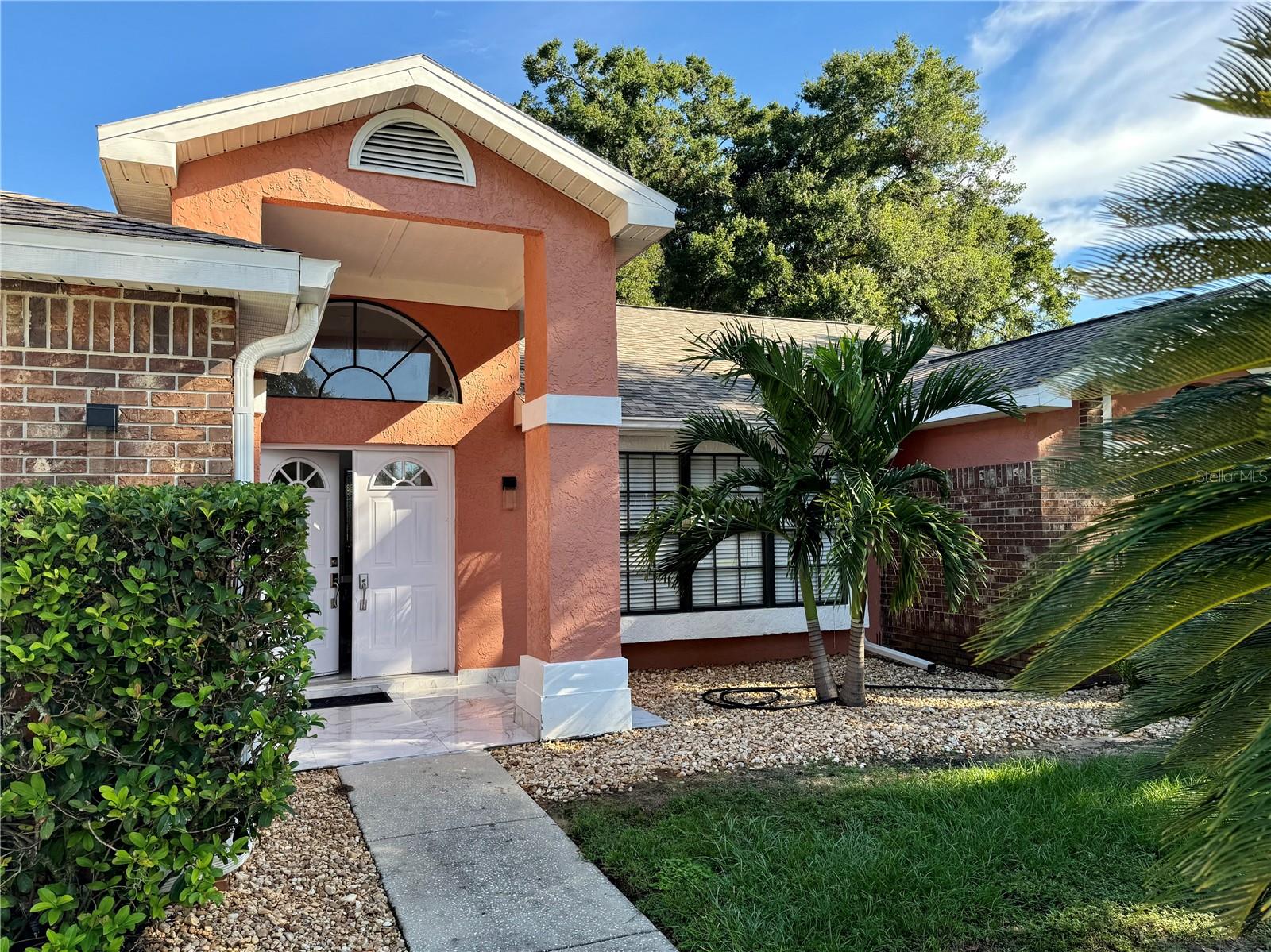 2706 FALLING LEAVES DR, VALRICO, FL, 33596