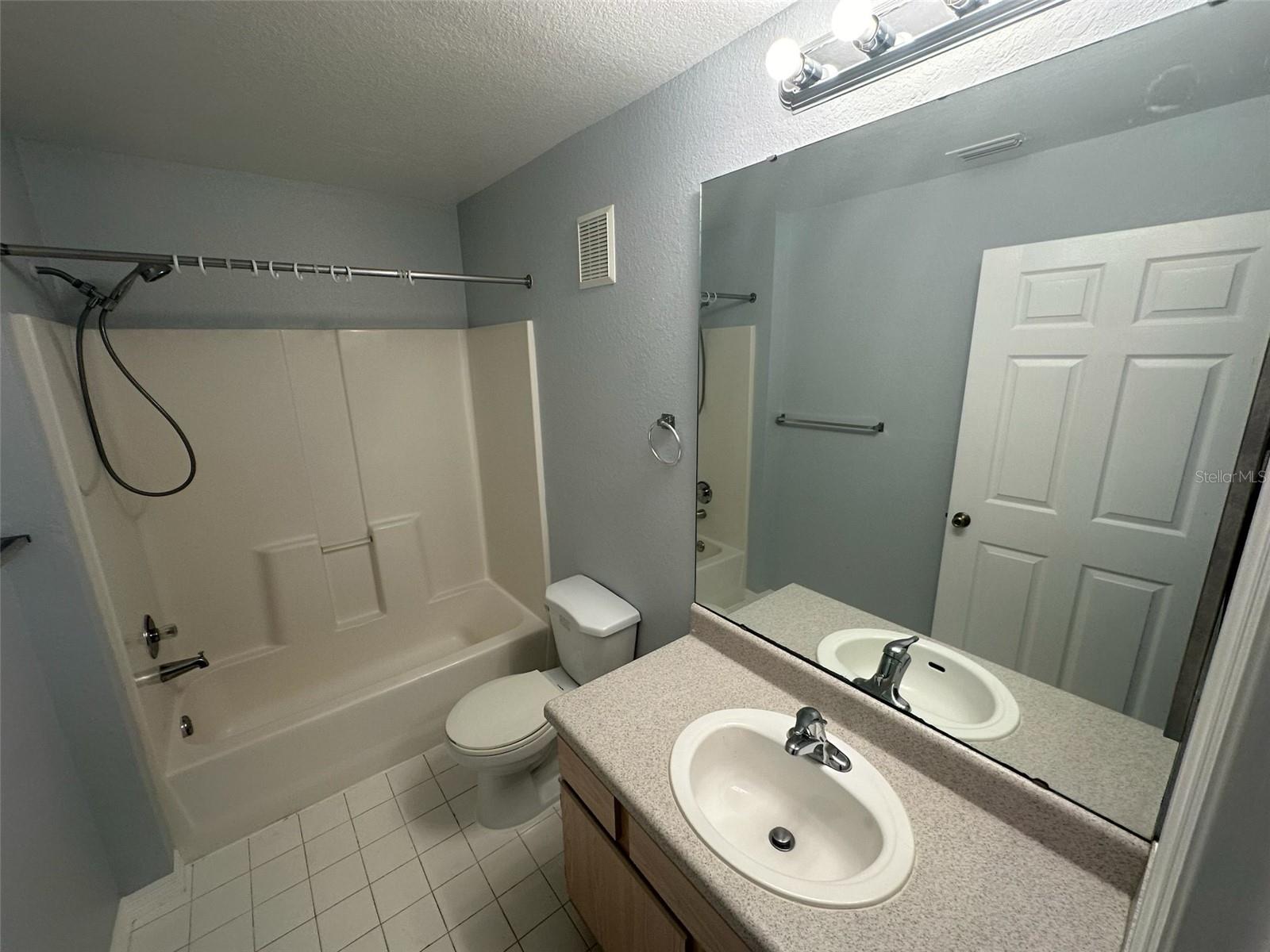 5463 VINELAND RD #5208, ORLANDO, FL, 32811