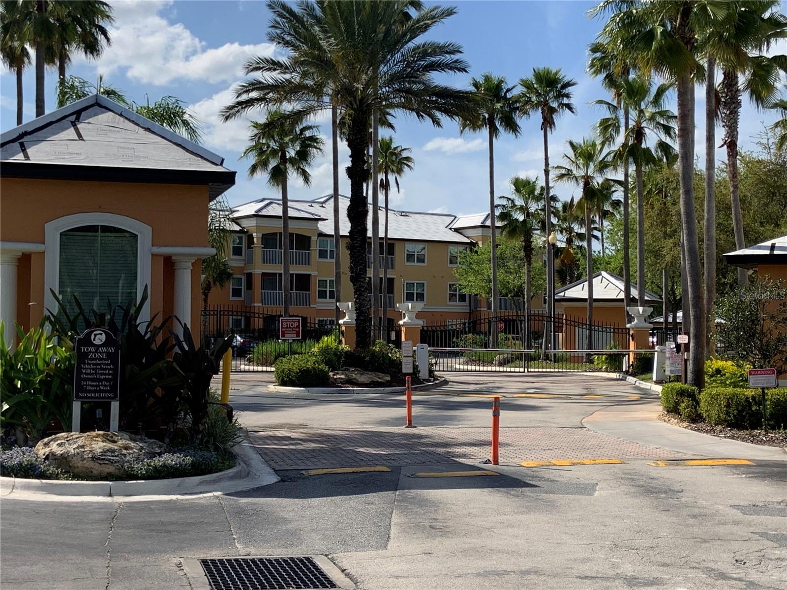 5463 VINELAND RD #5208, ORLANDO, FL, 32811