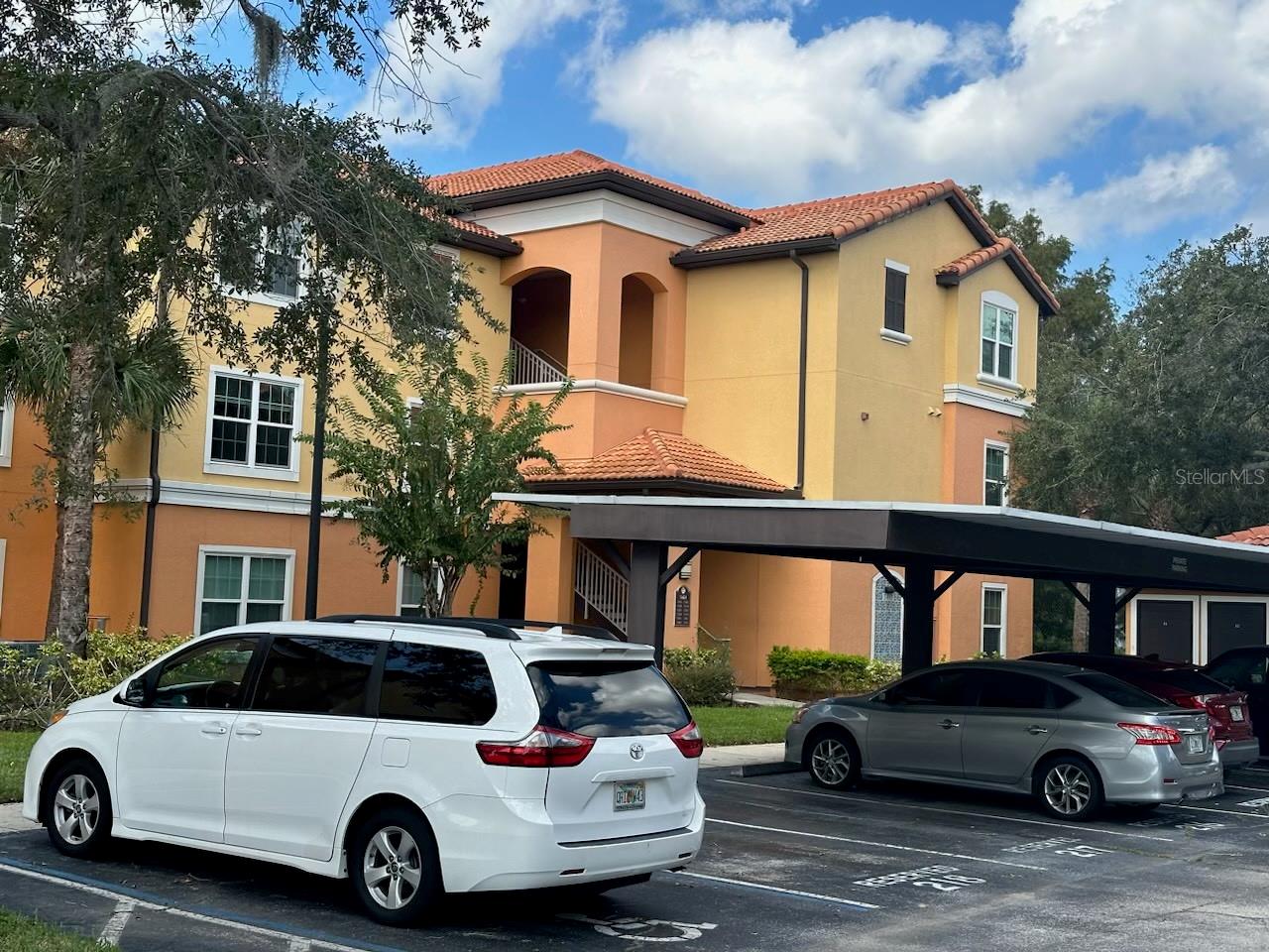 5463 VINELAND RD #5208, ORLANDO, FL, 32811