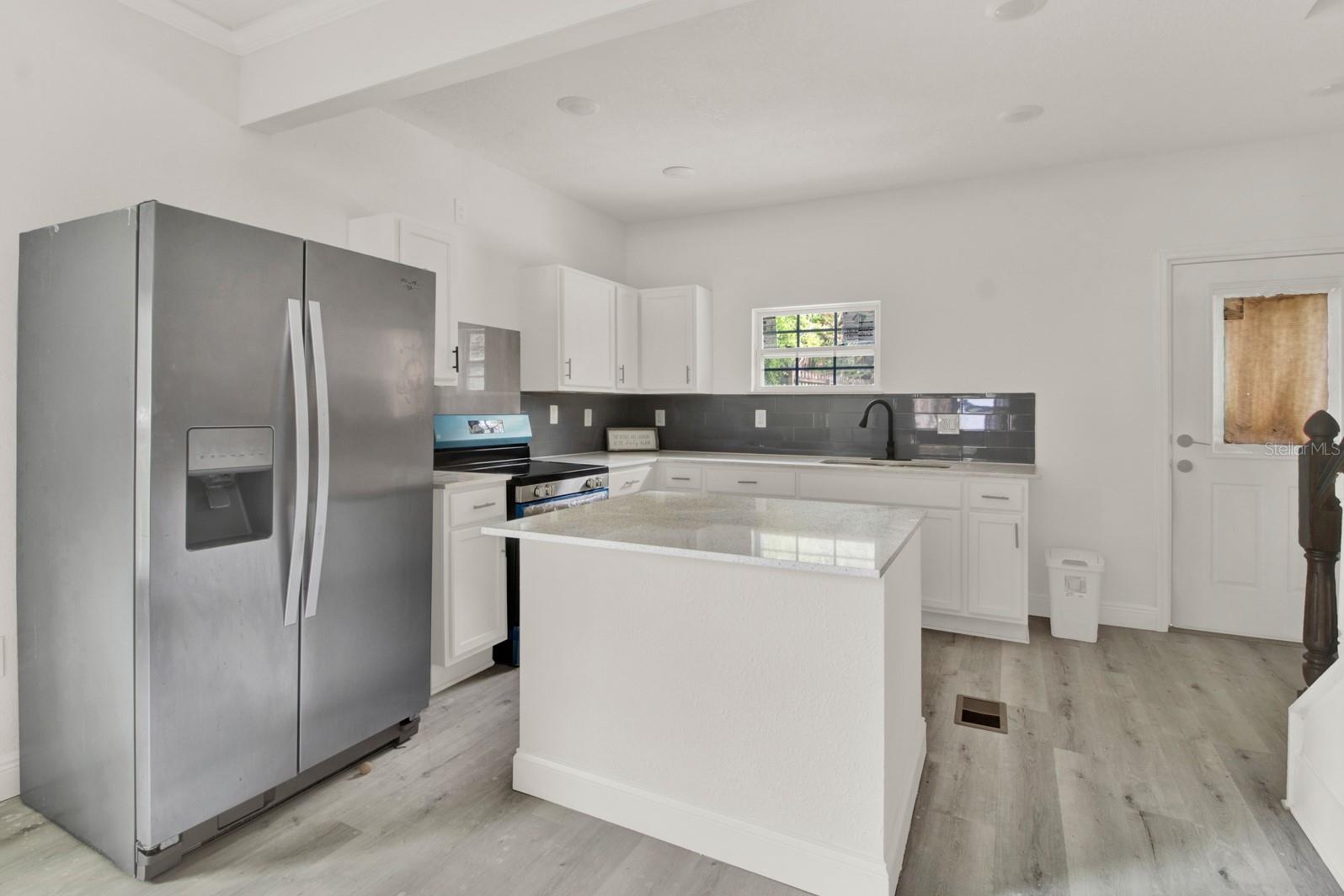 500 N 13TH ST, LEESBURG, FL, 34748