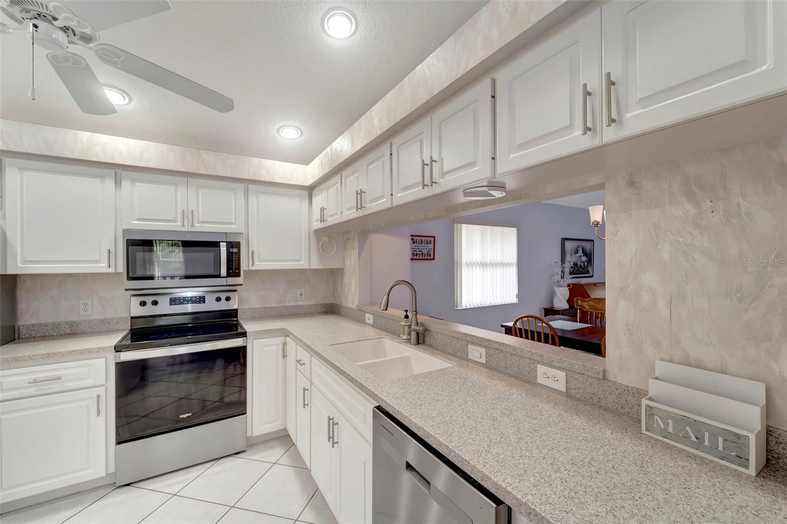 3227 WOODBERRY LN, SARASOTA, FL, 34231