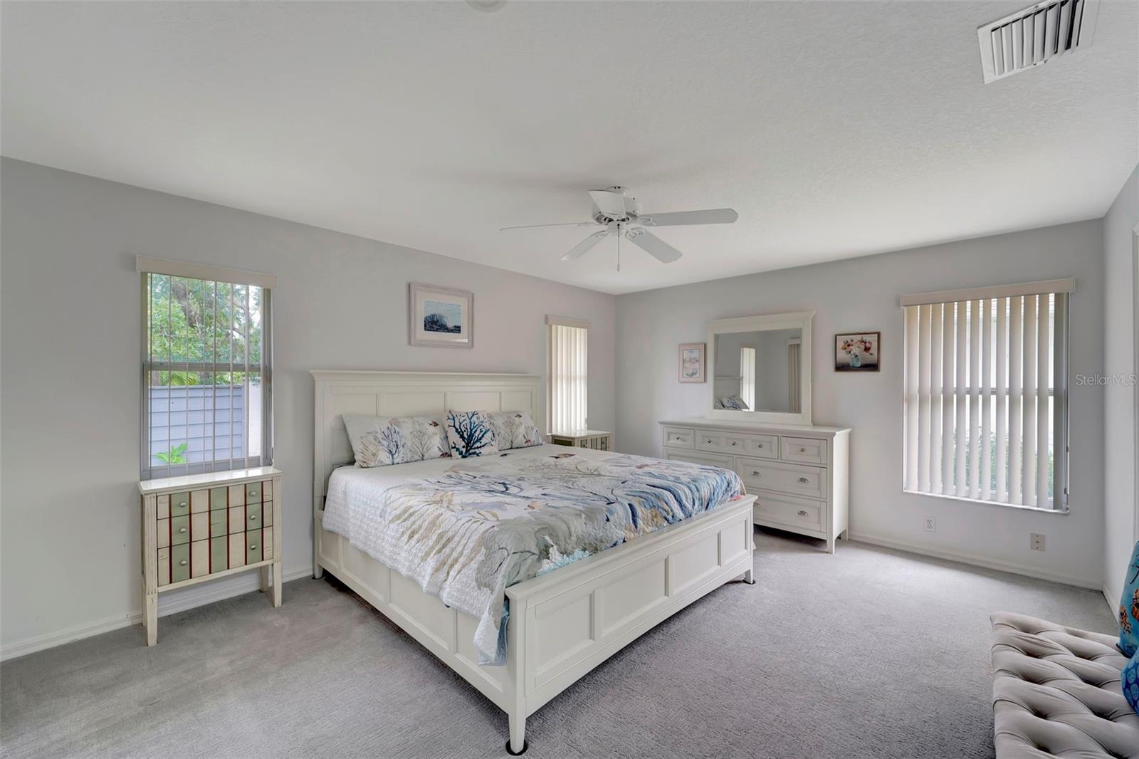 3227 WOODBERRY LN, SARASOTA, FL, 34231