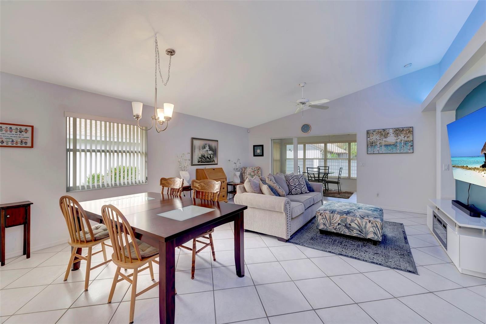 3227 WOODBERRY LN, SARASOTA, FL, 34231