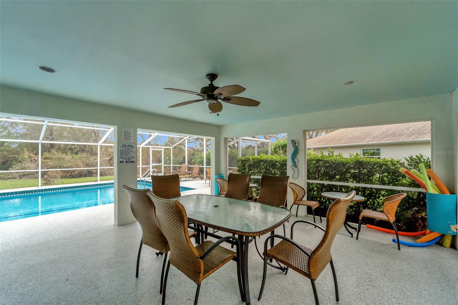 3227 WOODBERRY LN, SARASOTA, FL, 34231