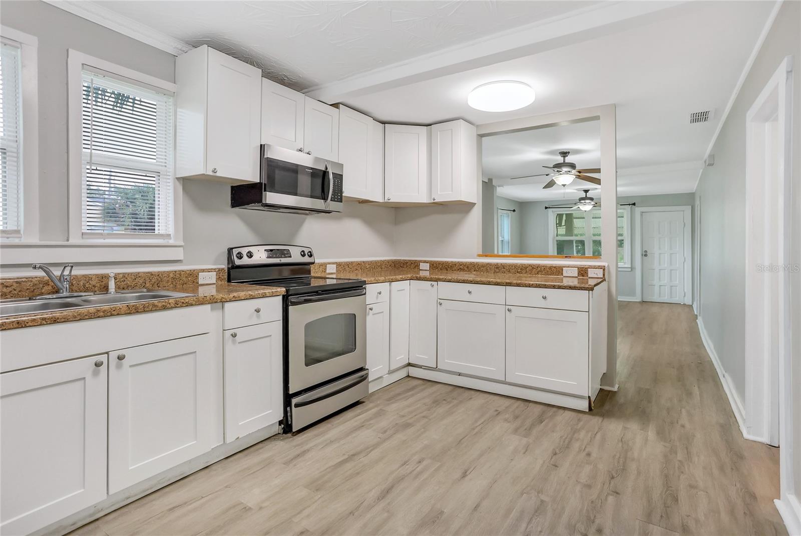 1106 S LOCUST AVE, SANFORD, FL, 32771