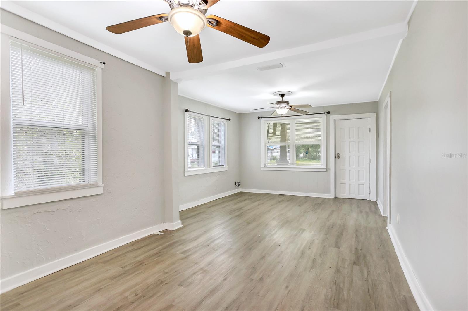 1106 S LOCUST AVE, SANFORD, FL, 32771